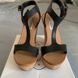 Steve Madden Black Wedges